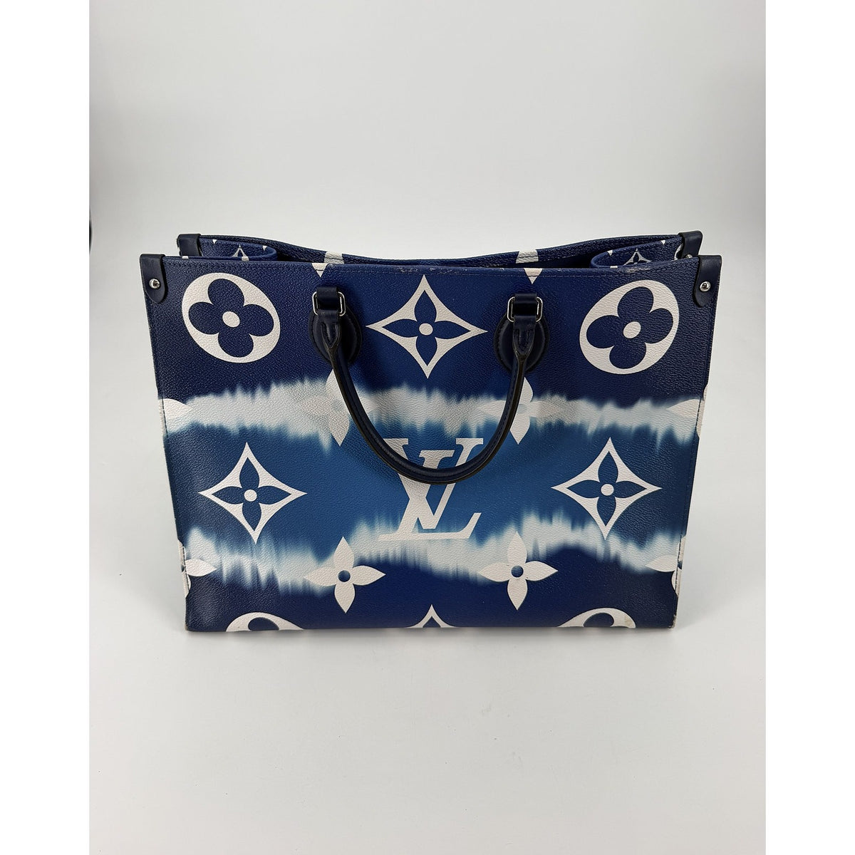 Louis Vuitton Escale OnTheGo GM Blue Tie Dye Giant Monogram Tote Bag M45120