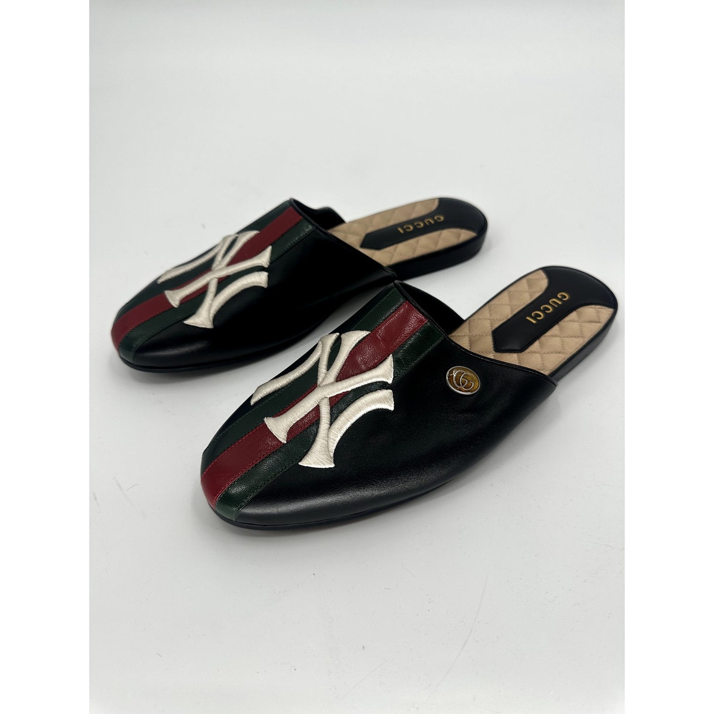 Gucci X NY Yankees Leather Logo Slip-On Slipper Mules