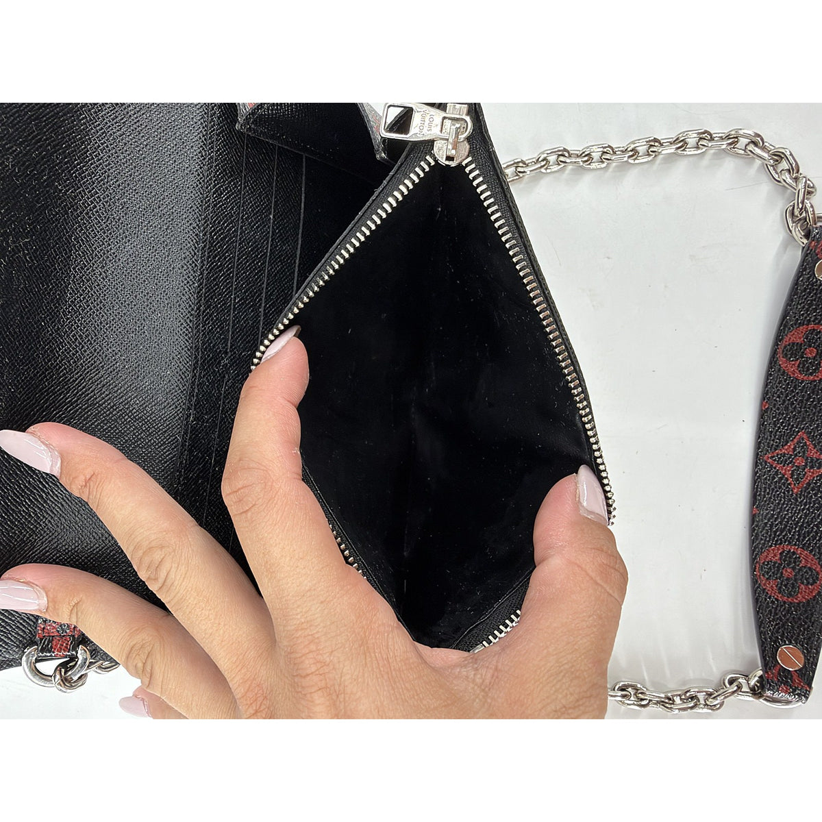 Louis Vuitton Twist Chain Wallet Palm Print Epi Monogram Infrarouge Crossbody