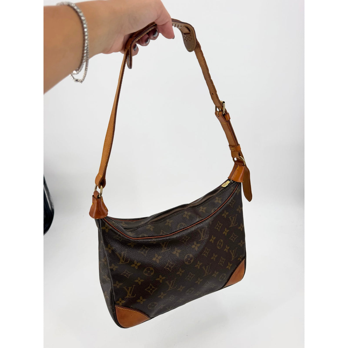 Louis Vuitton Monogram Odeon MM Shoulder Bag Brown Vachetta