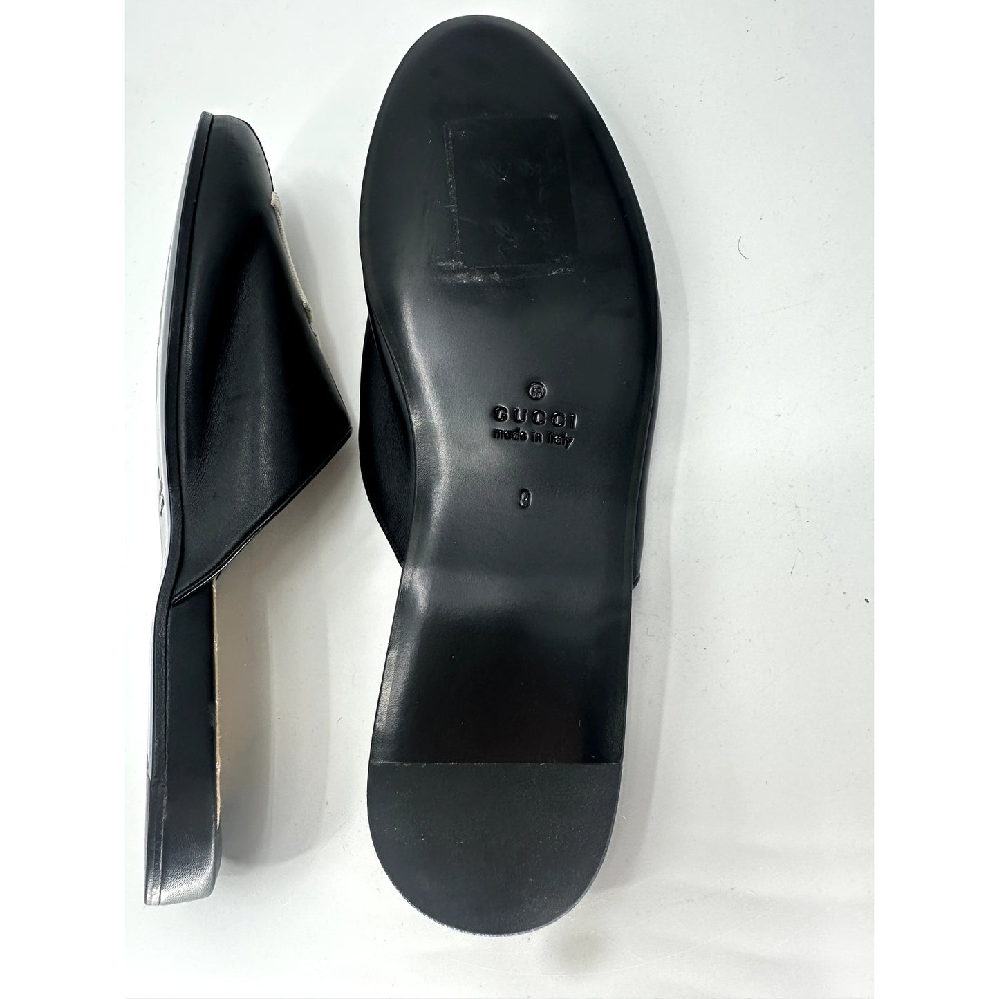 Gucci X NY Yankees Leather Logo Slip-On Slipper Mules