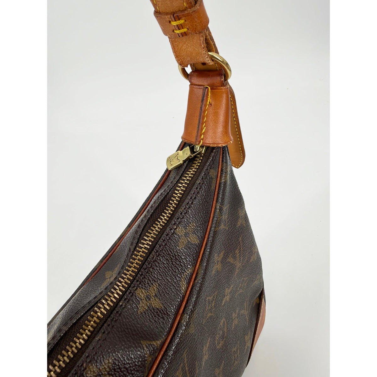 Louis Vuitton Monogram Odeon MM Shoulder Bag Brown Vachetta