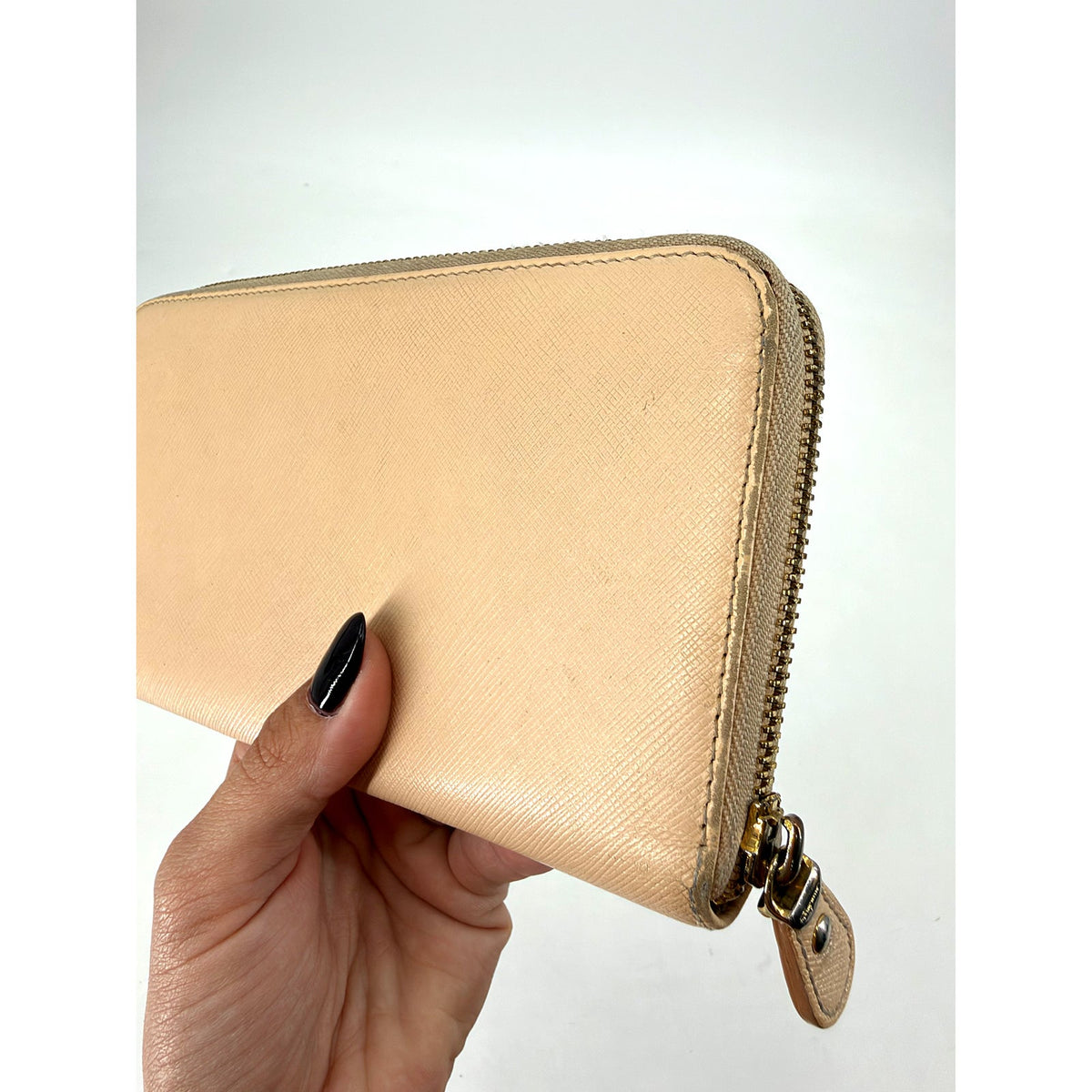 Salvatore Ferragamo Gancini Cream Textured Leather Long Wallet