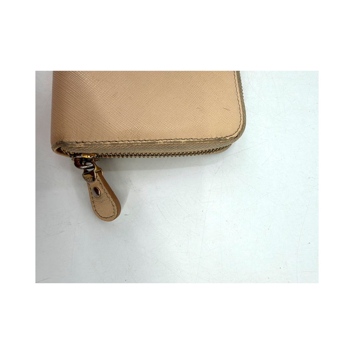 Salvatore Ferragamo Gancini Cream Textured Leather Long Wallet