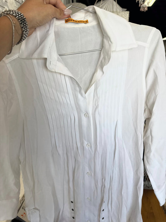 Alice and Olivia White button down blouse