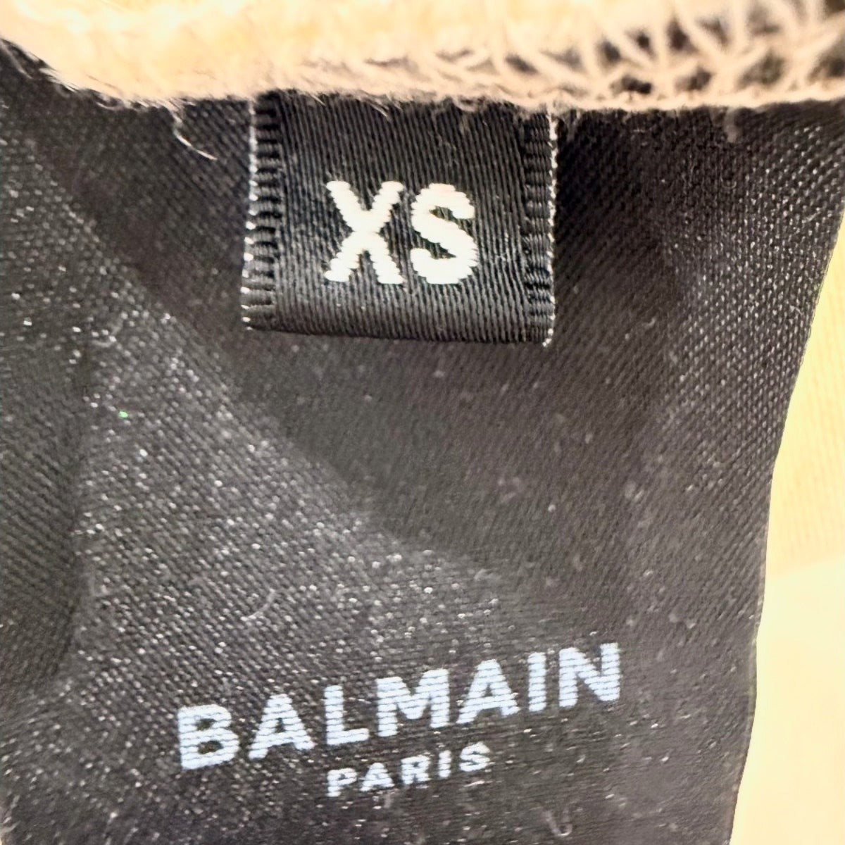 Balmain Cotton Cropped Crew Neck Logo Graphic T Shirt
