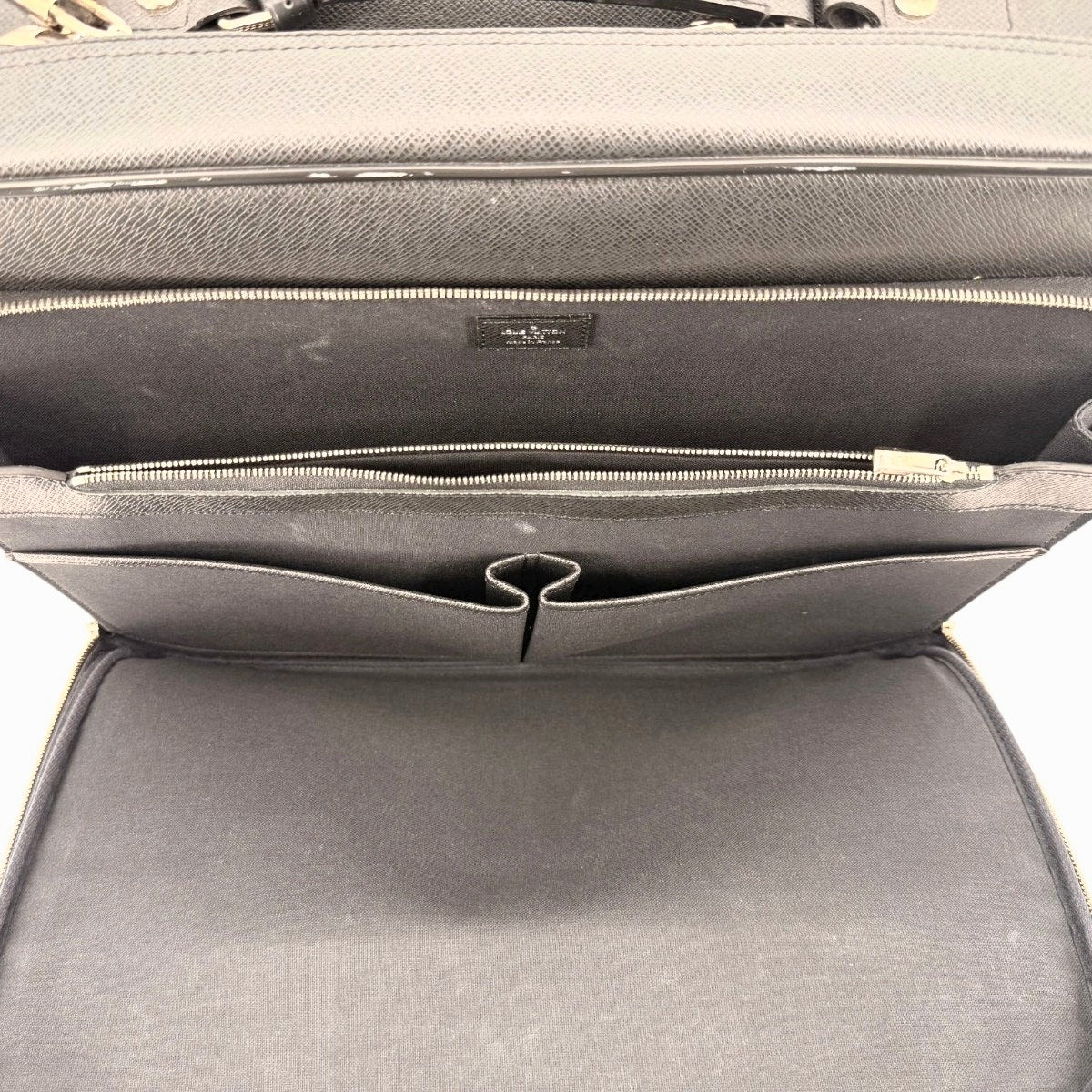 Louis Vuitton Taiga Pilot Rolling Case Bag Ardoise Gray Leather One Size